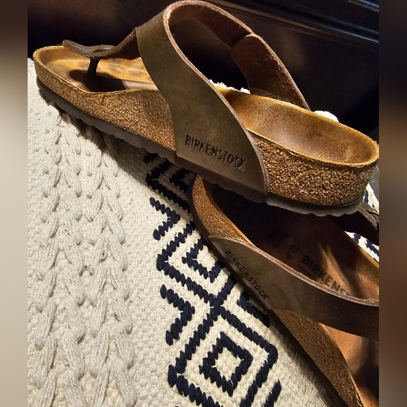 Birkenstock Gizeh Sandal EU 38 / US 7 to 7.5 Oiled Bronze Leather - Picture 10 of 15